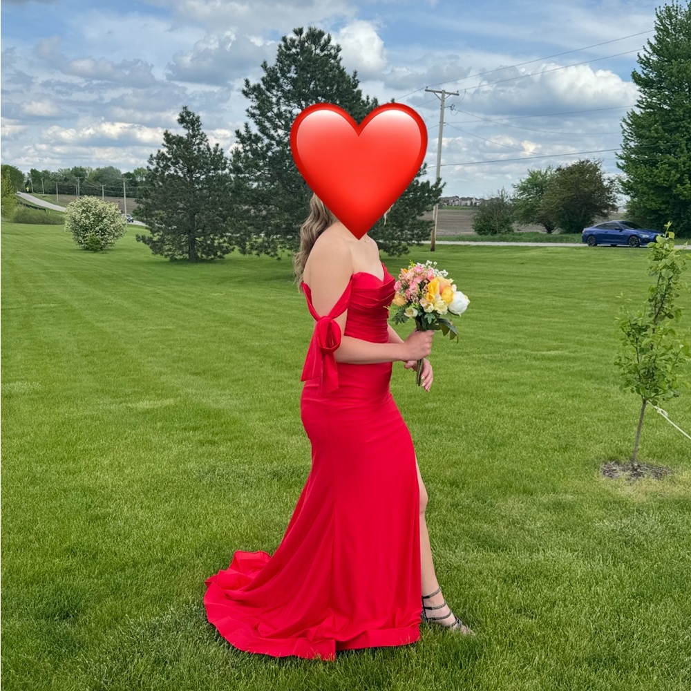 Cinderella's Closet Red Off-Shoulder Sleeveless Gown